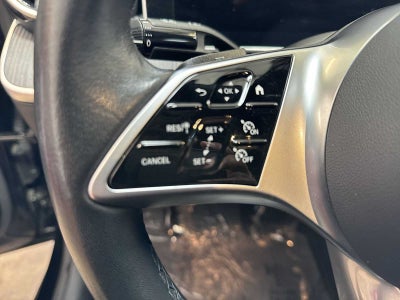 2025 Mercedes-Benz C 300 C 300