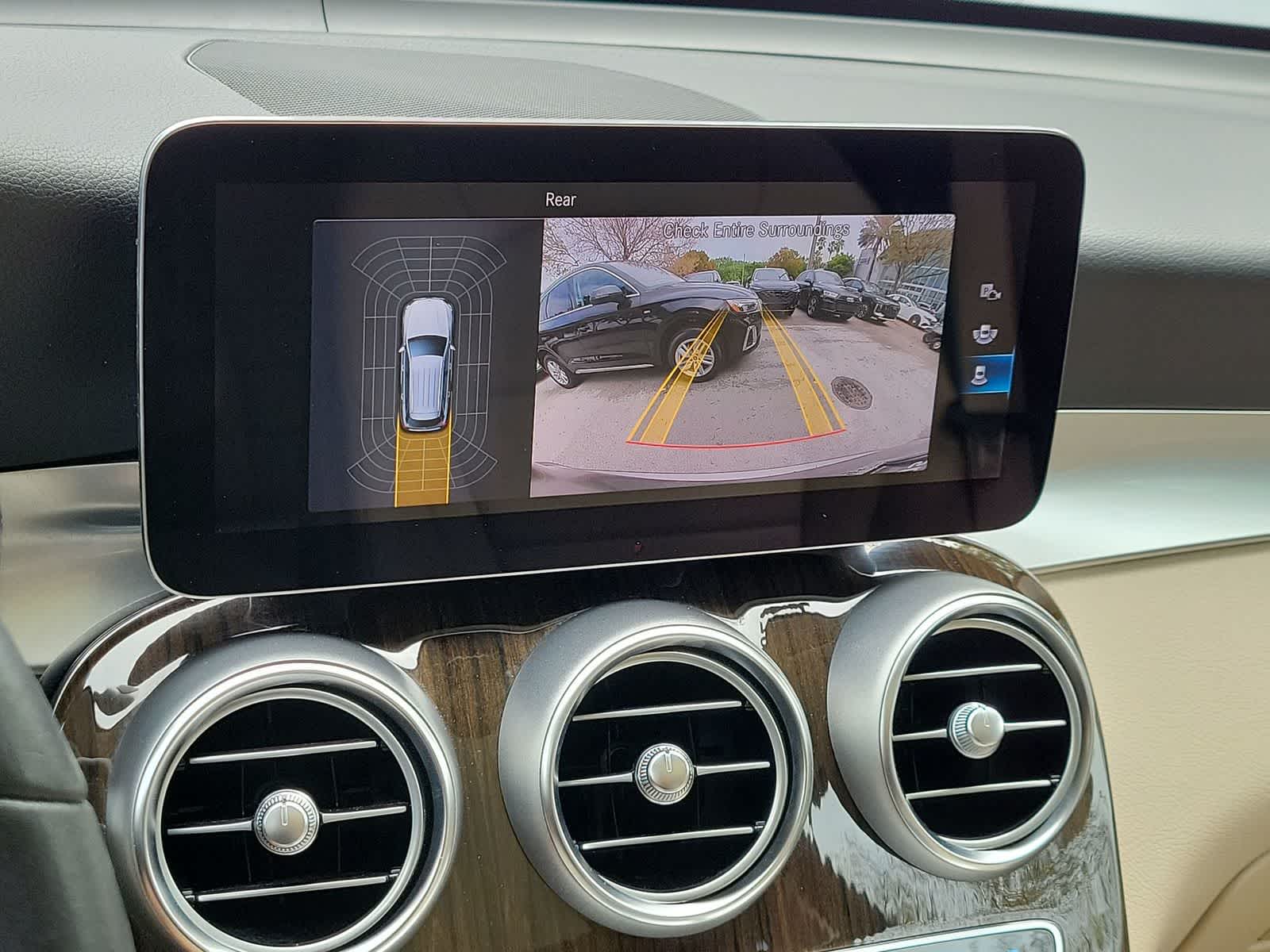 2021 Mercedes-Benz GLC 300 GLC 300