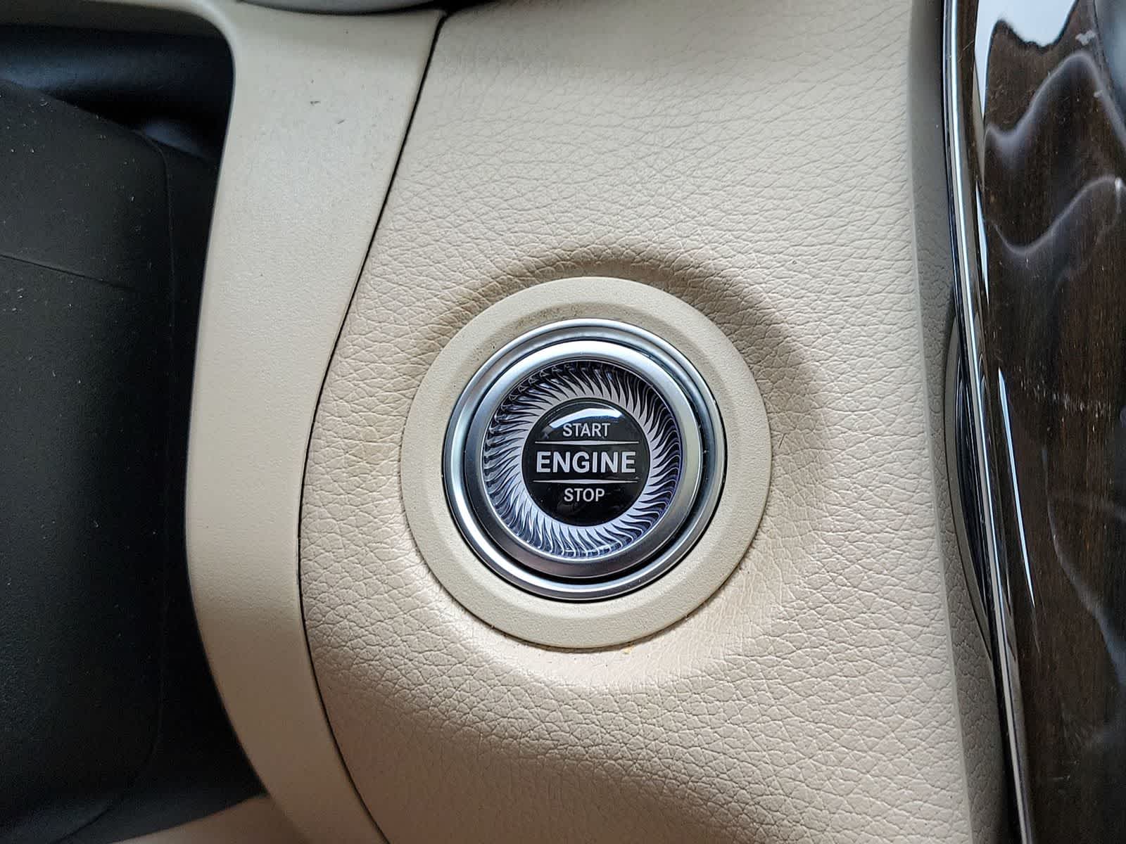 2021 Mercedes-Benz GLC 300 GLC 300