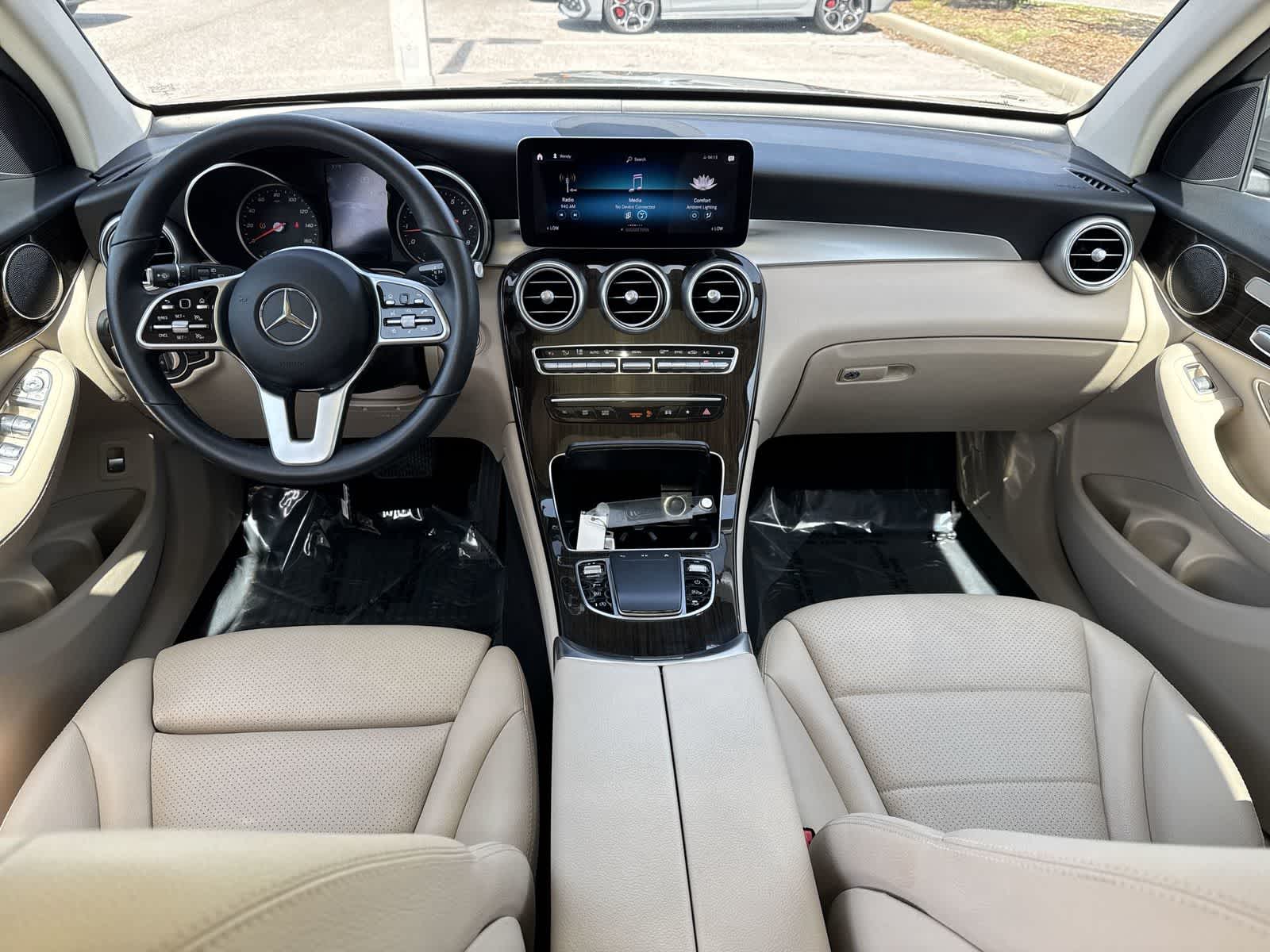2021 Mercedes-Benz GLC 300 GLC 300