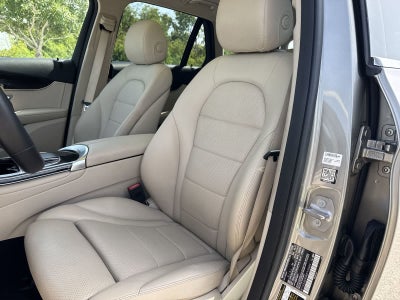 2021 Mercedes-Benz GLC 300 GLC 300