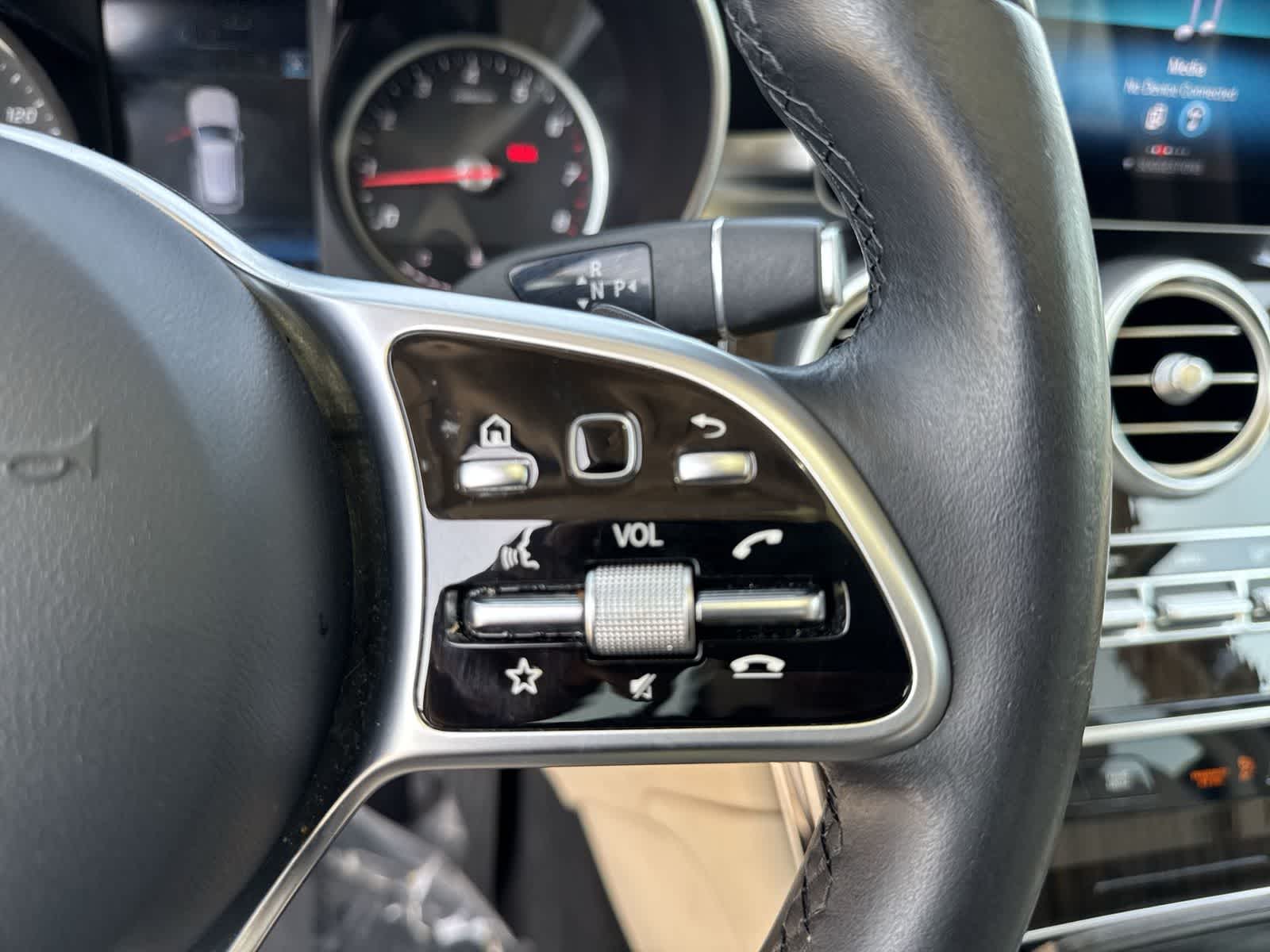 2021 Mercedes-Benz GLC 300 GLC 300
