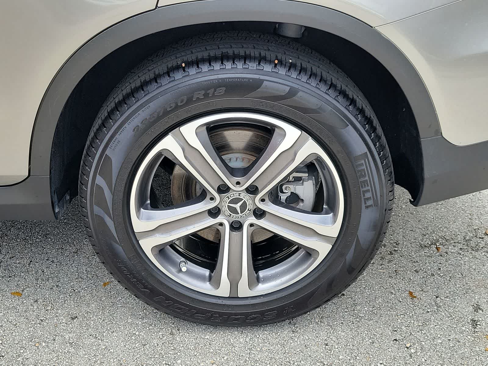2021 Mercedes-Benz GLC 300 GLC 300
