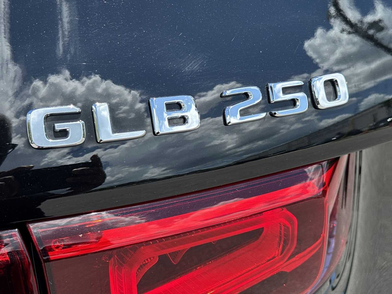 2022 Mercedes-Benz GLB 250 GLB 250