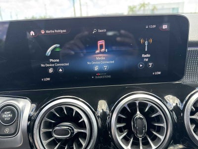 2022 Mercedes-Benz GLB 250 GLB 250