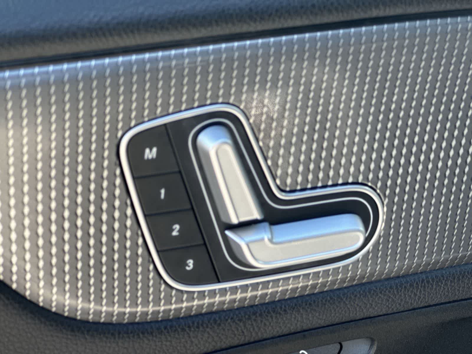 2021 Mercedes-Benz GLB 250 GLB 250