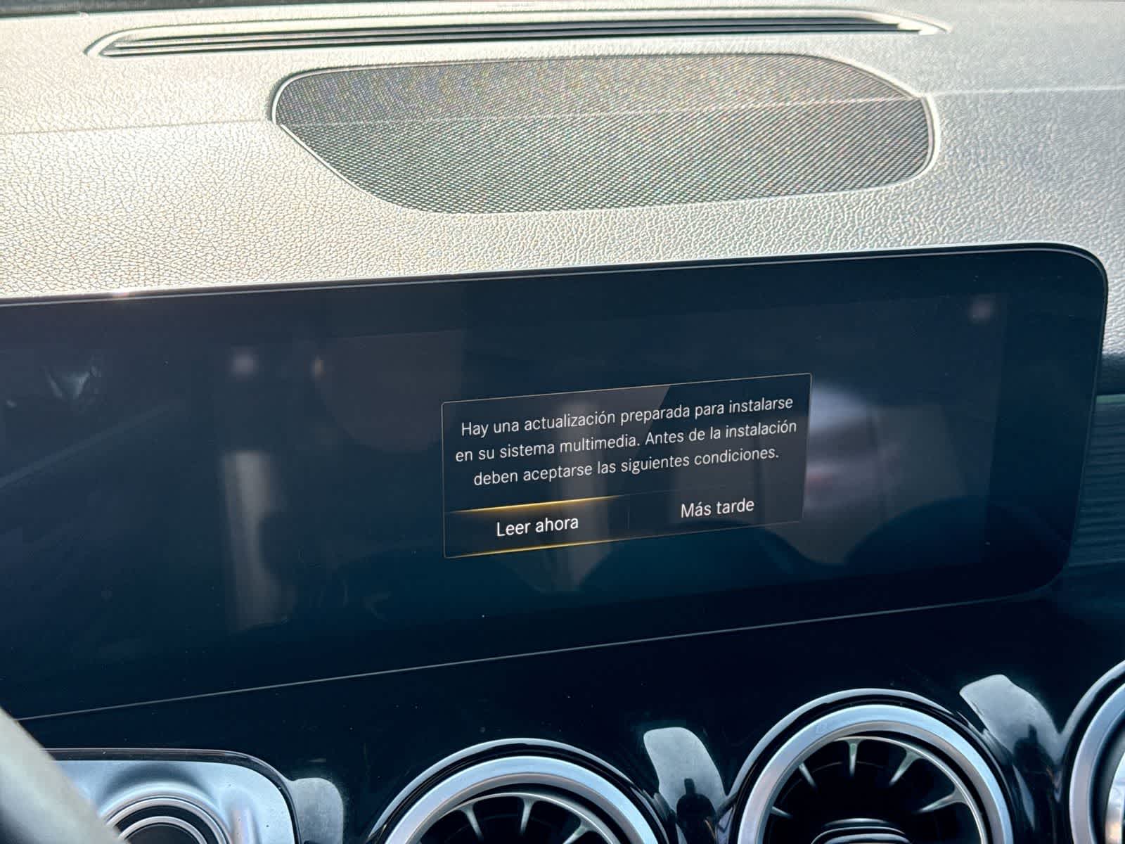 2023 Mercedes-Benz GLB 250 GLB 250