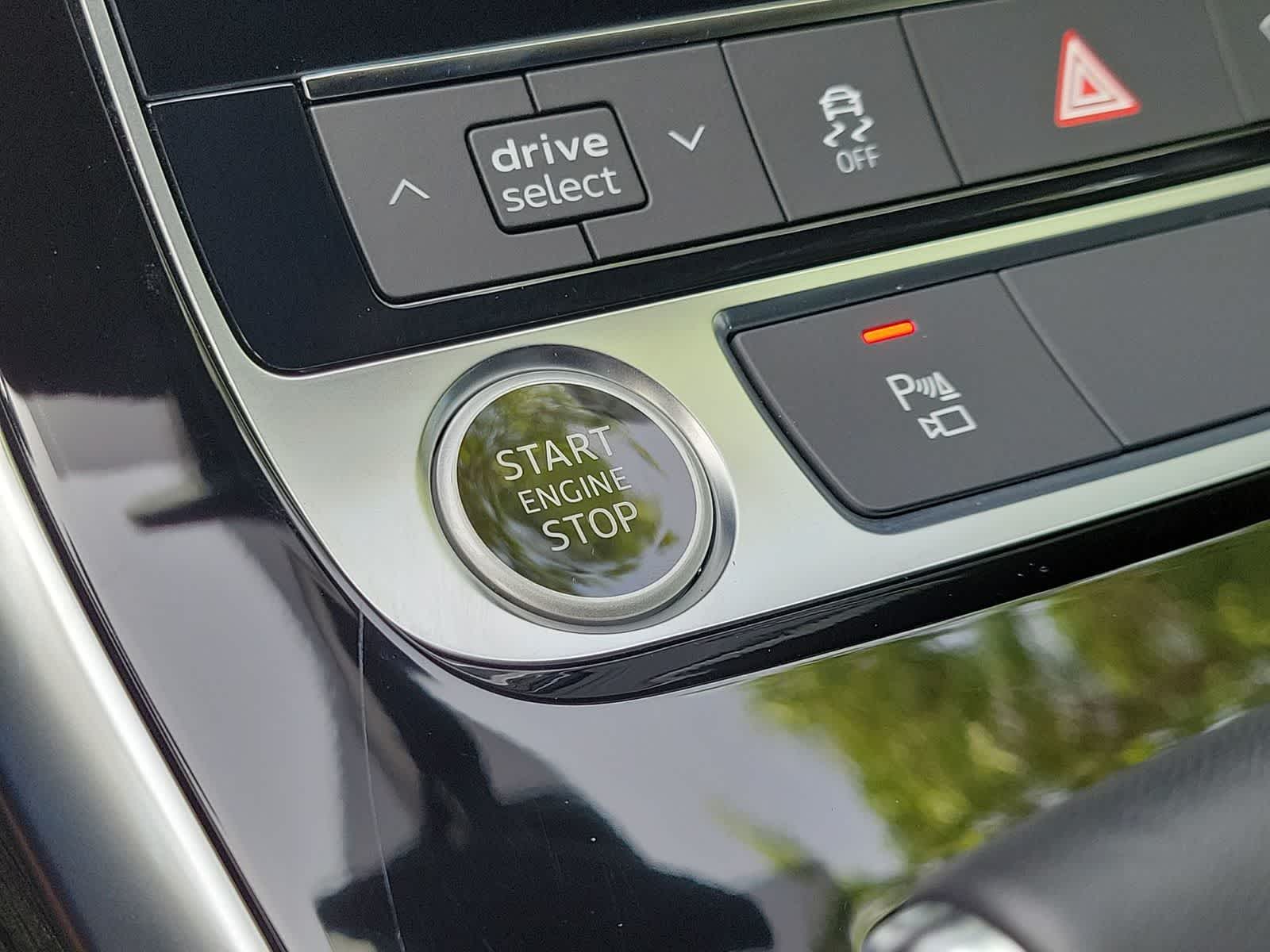 2026 Audi Q8 Premium