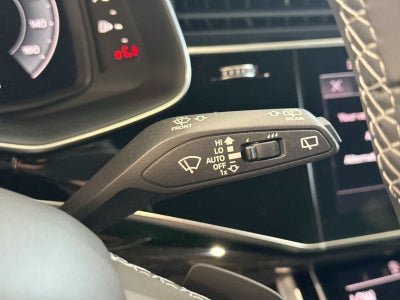 2026 Audi Q8 Premium