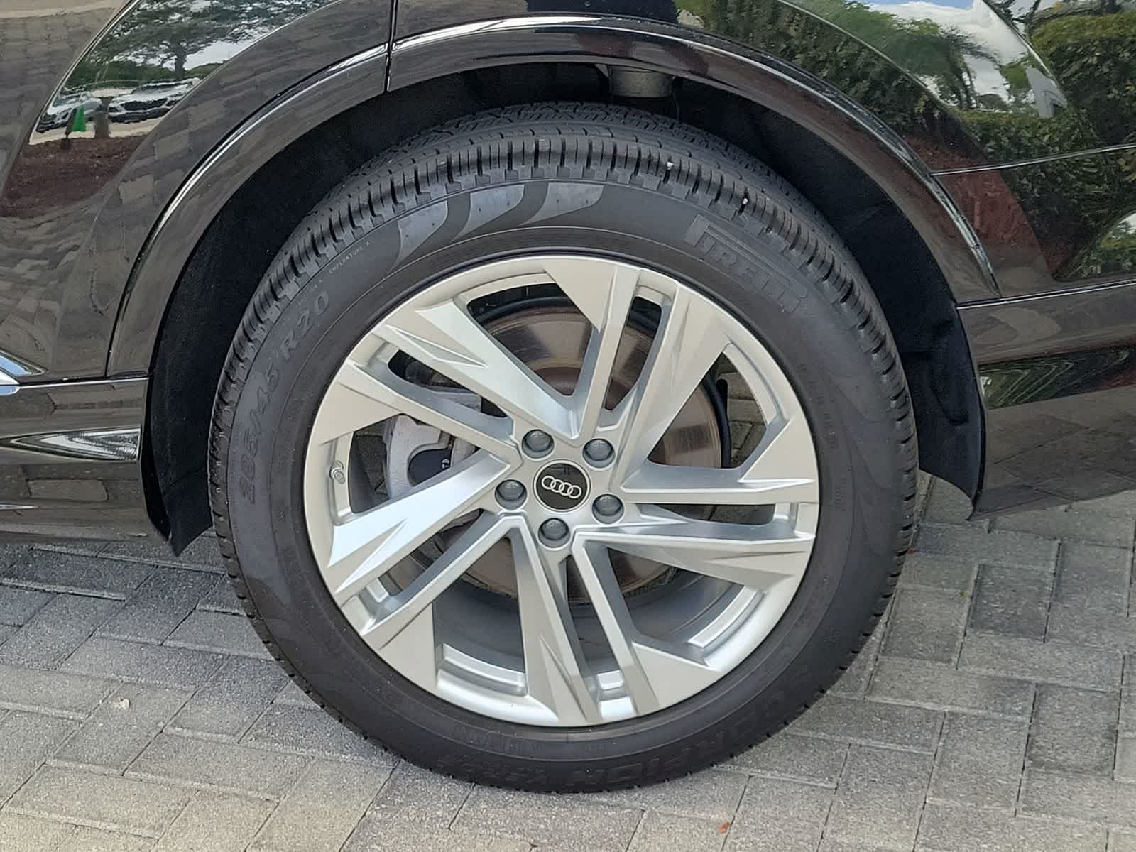 2023 Audi Q7 Premium