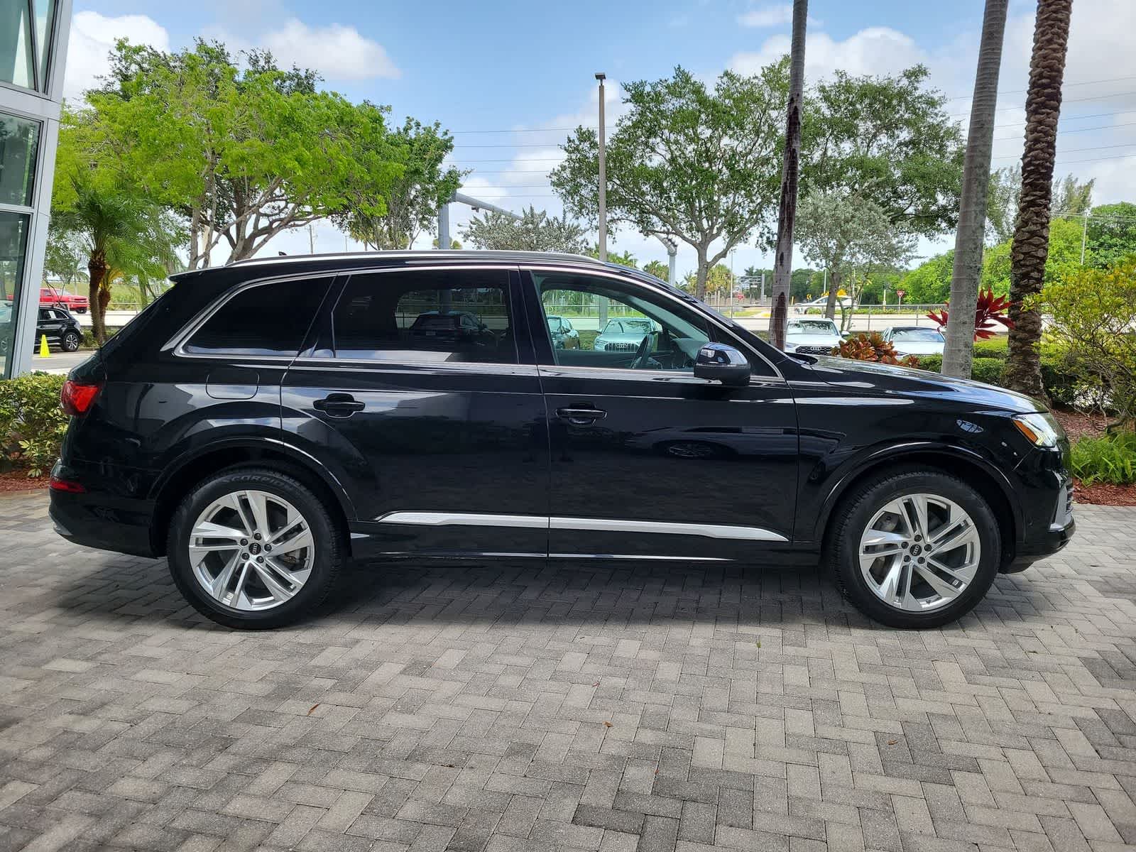 2023 Audi Q7 Premium