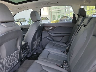 2023 Audi Q7 Premium