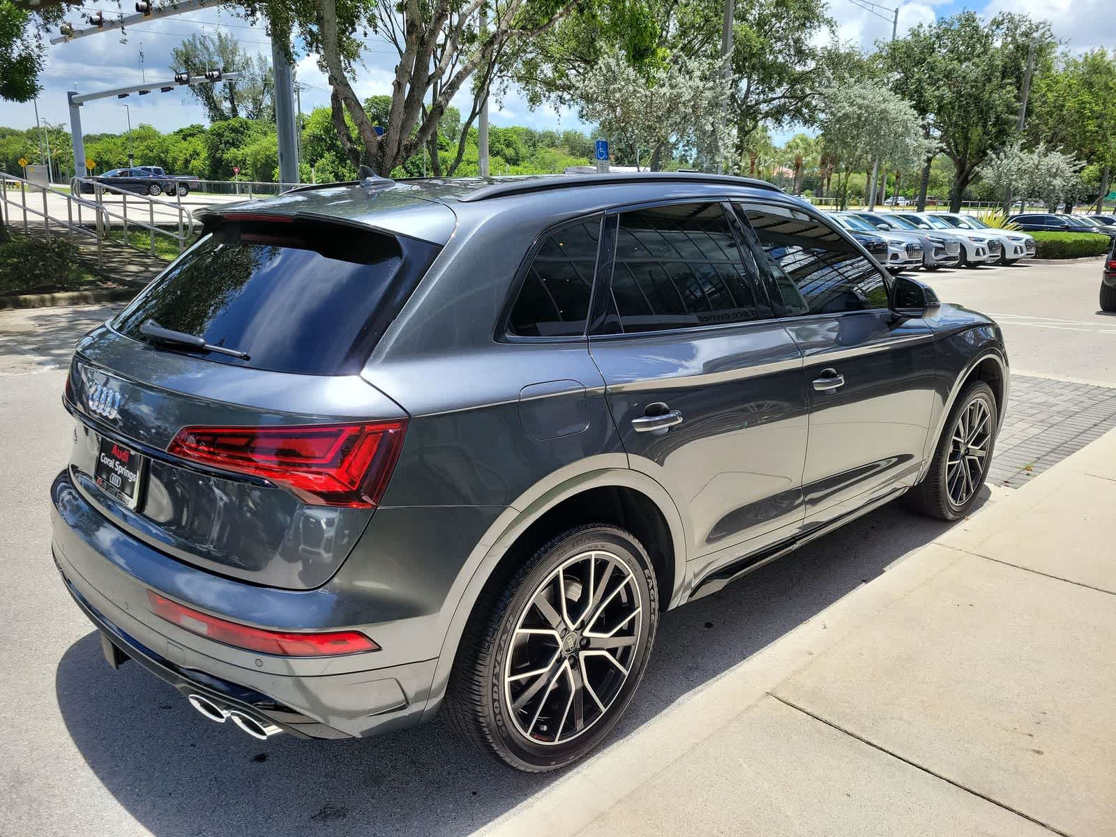2023 Audi SQ5 Premium Plus
