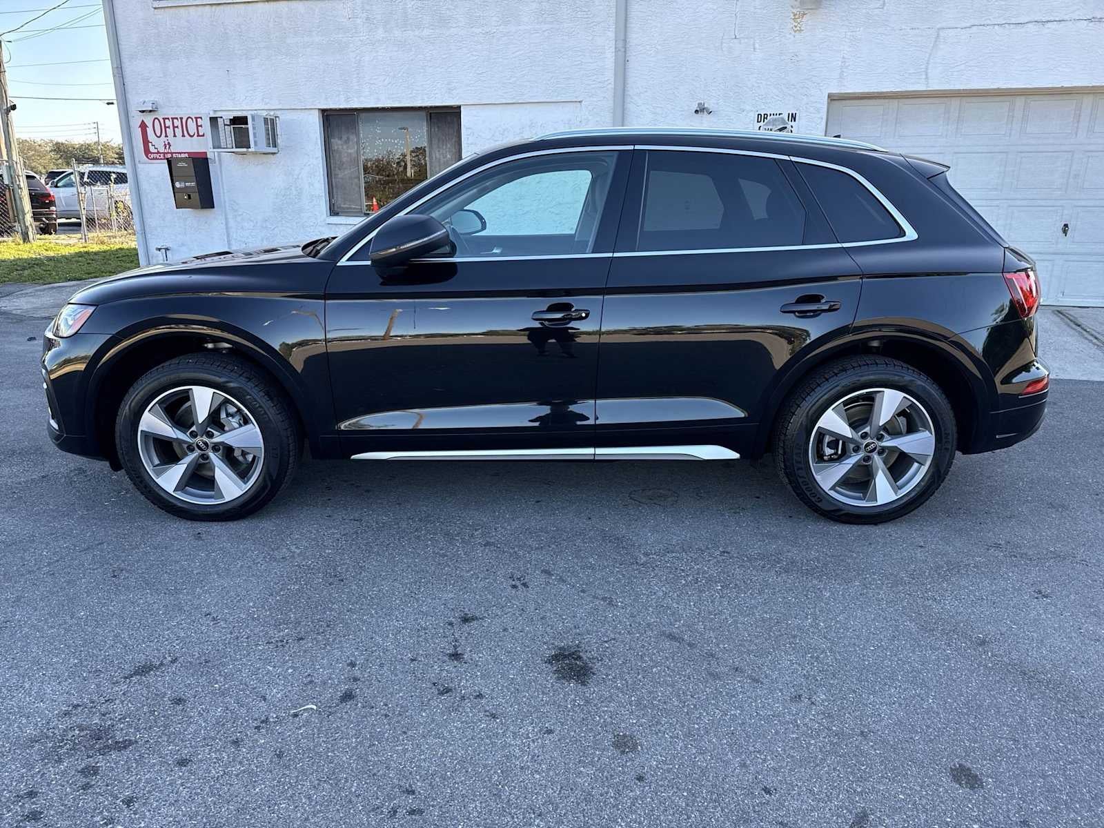 2023 Audi Q5 Premium Plus