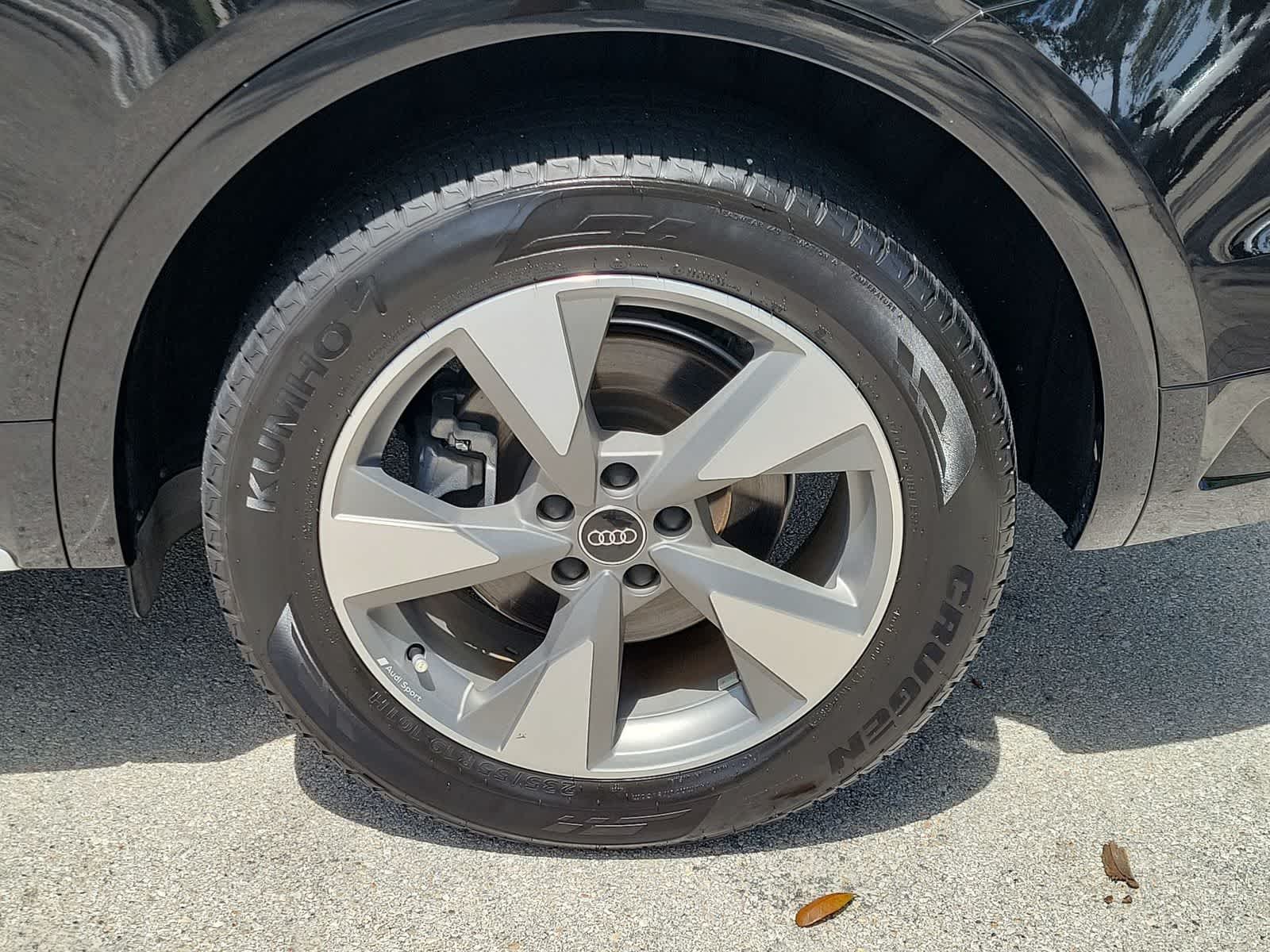 2023 Audi Q5 Premium Plus