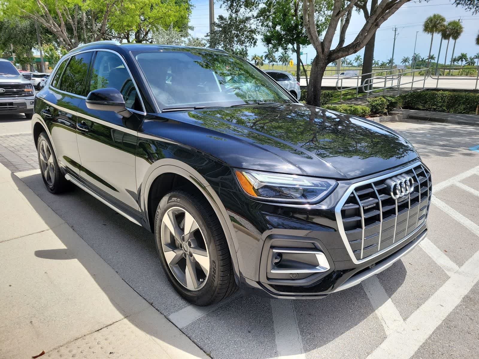 2023 Audi Q5 Premium Plus