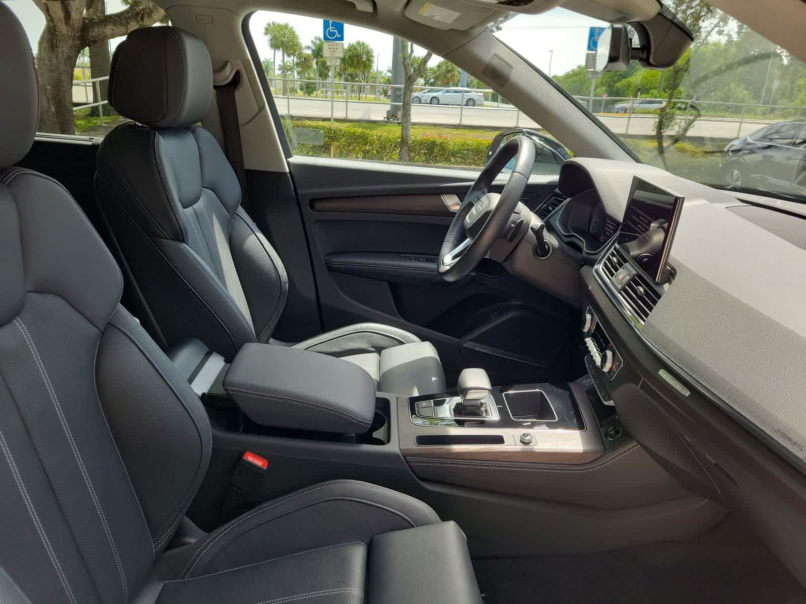 2023 Audi Q5 Premium Plus
