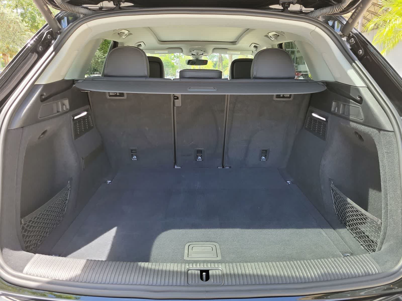 2023 Audi Q5 Premium Plus