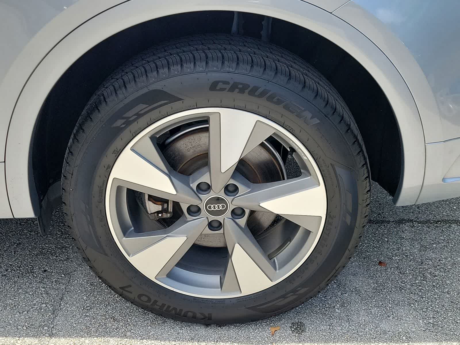 2023 Audi Q5 Premium Plus
