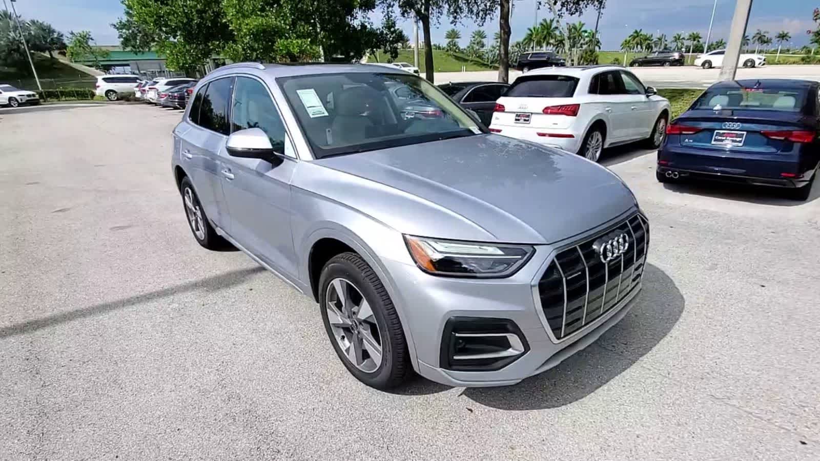 2023 Audi Q5 Premium Plus