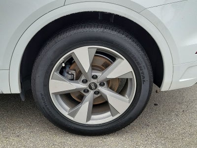 2022 Audi Q5 Premium Plus