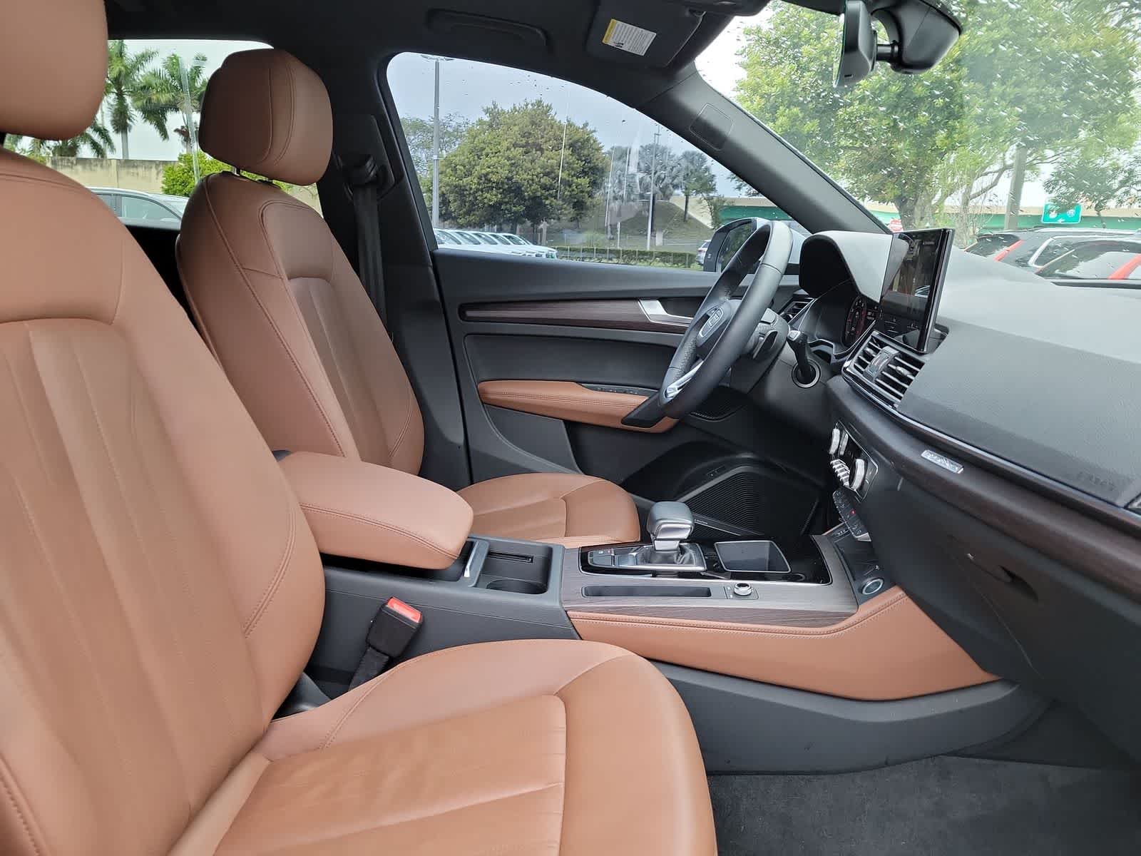 2022 Audi Q5 Premium Plus