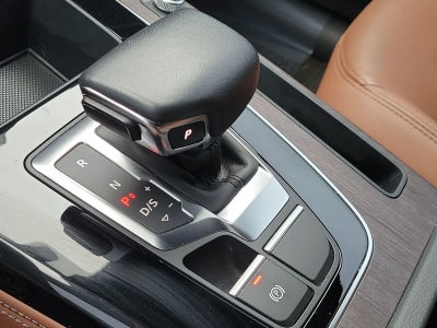 2022 Audi Q5 Premium Plus