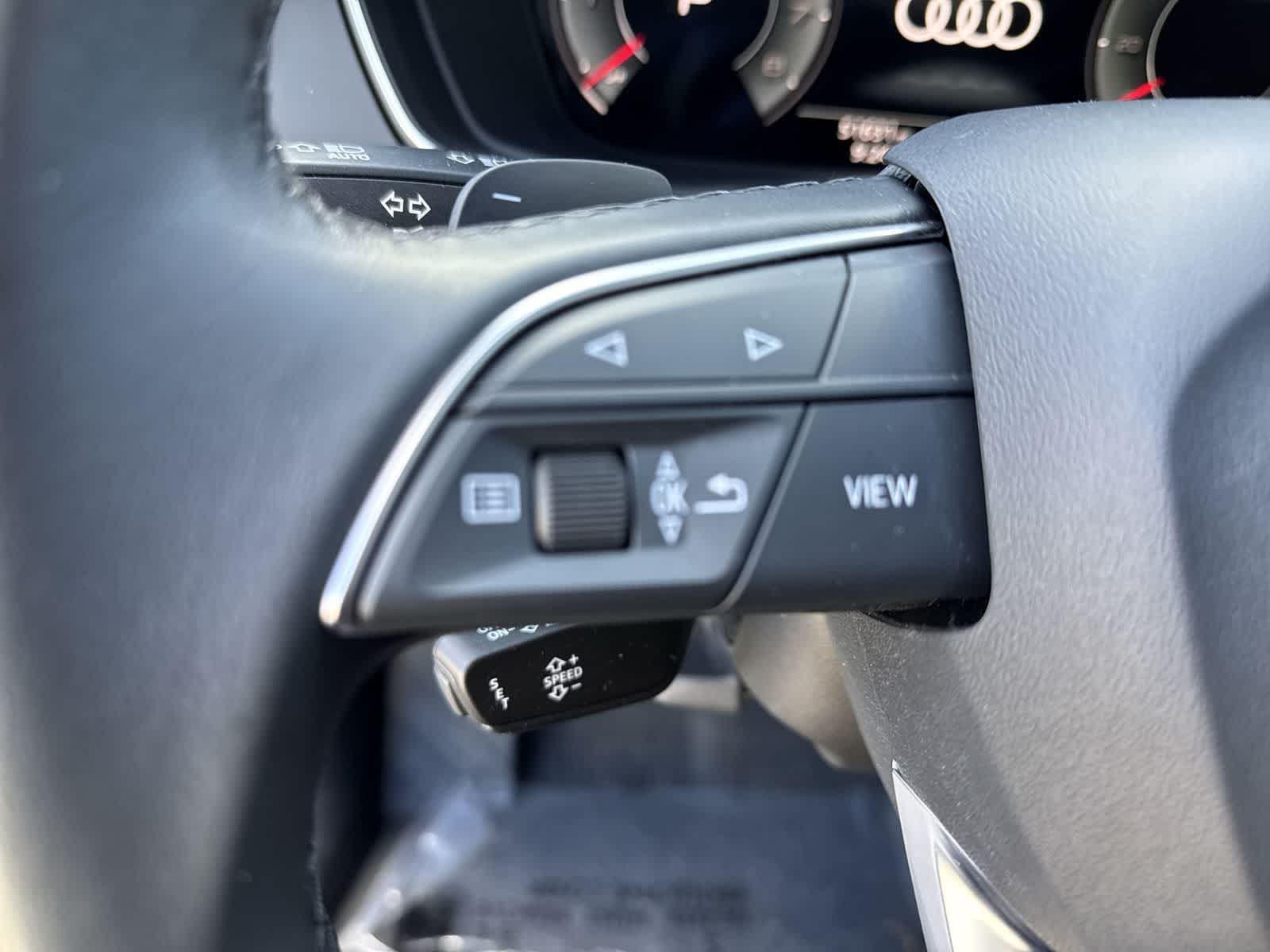 2022 Audi Q5 Premium Plus