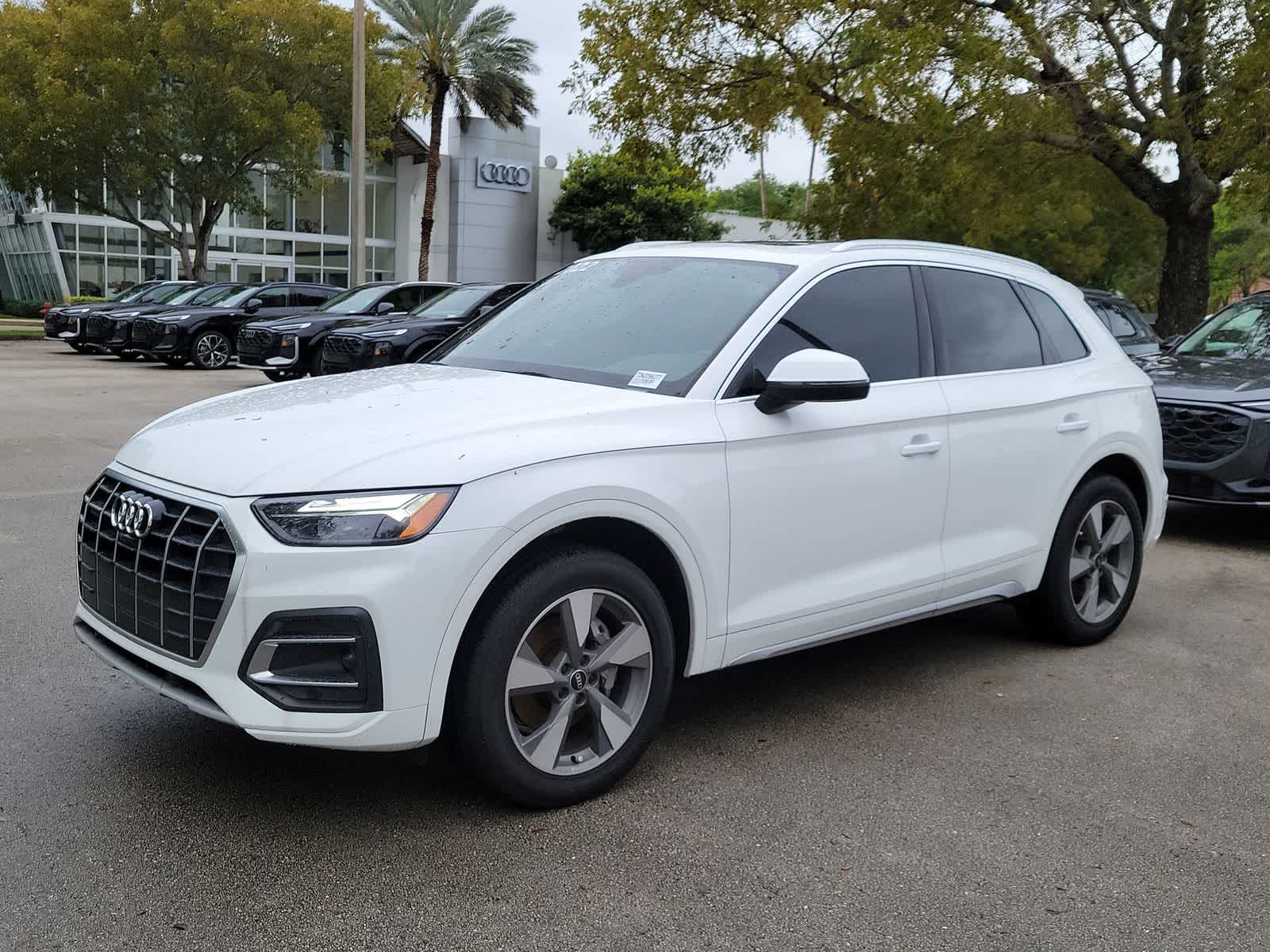 2022 Audi Q5 Premium Plus