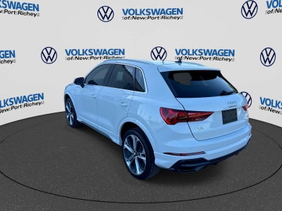 2021 Audi Q3 S line Premium