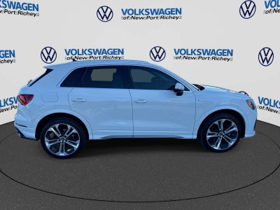 2021 Audi Q3 S line Premium