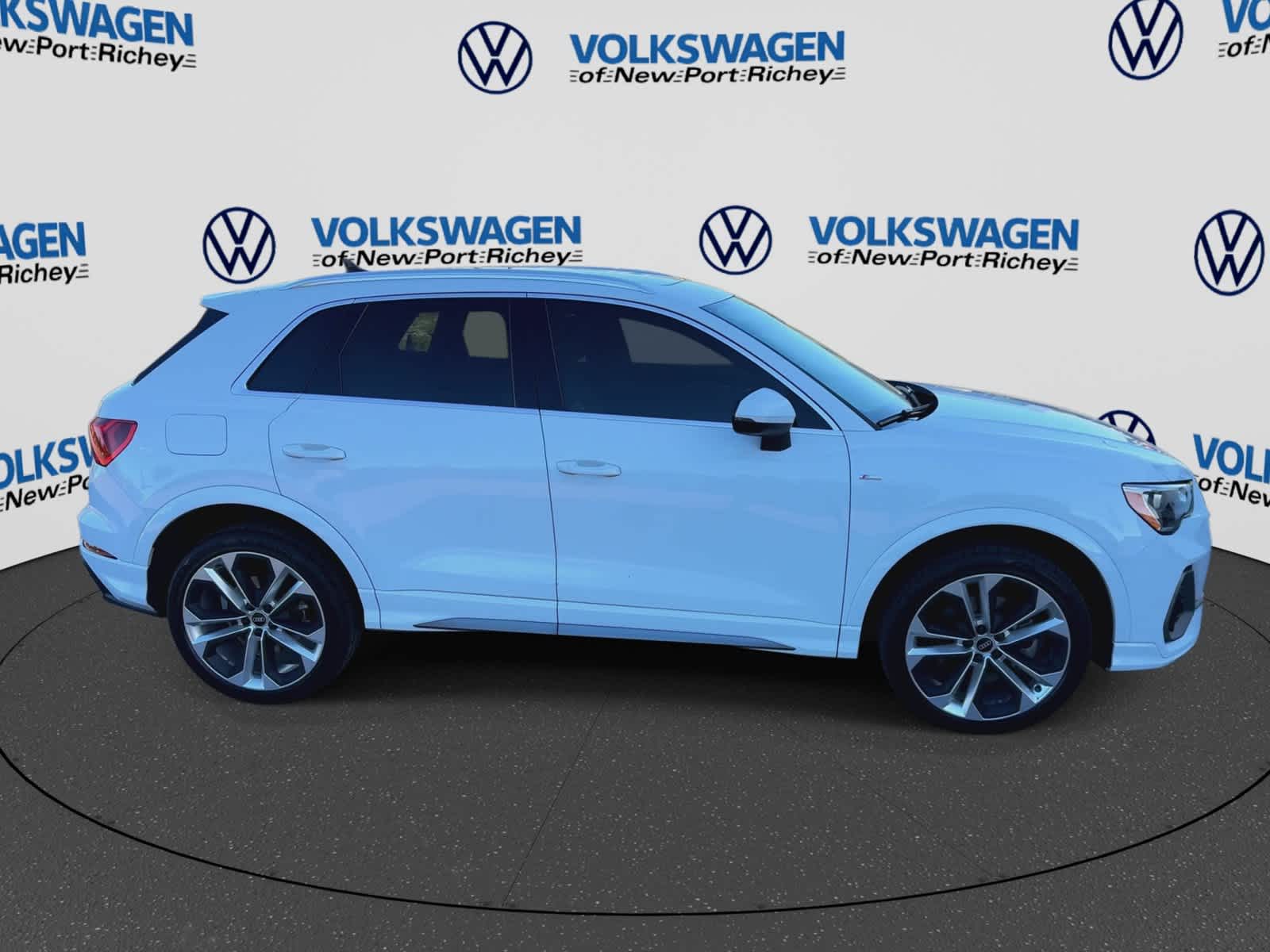 2021 Audi Q3 S line Premium