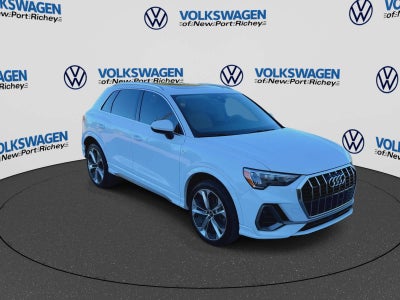 2021 Audi Q3 S line Premium