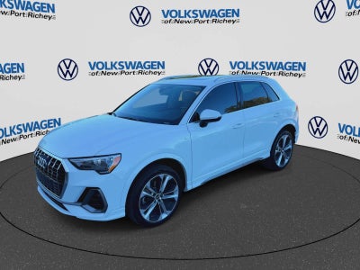 2021 Audi Q3 S line Premium