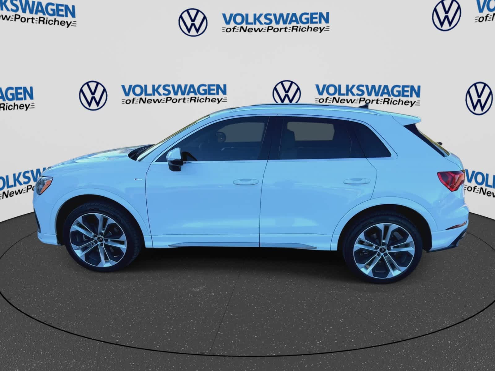 2021 Audi Q3 S line Premium