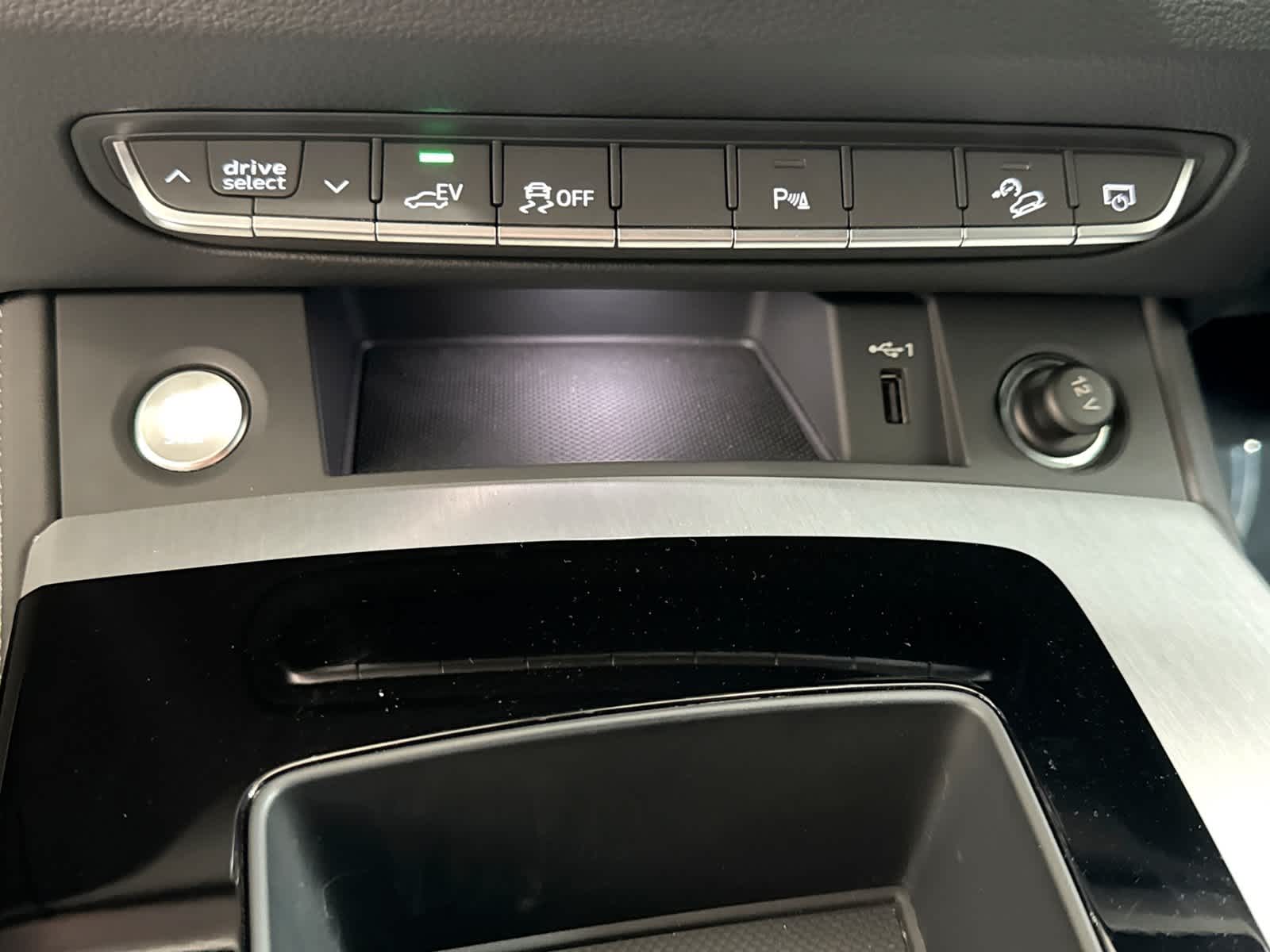 2024 Audi Q5 S line Premium Plus