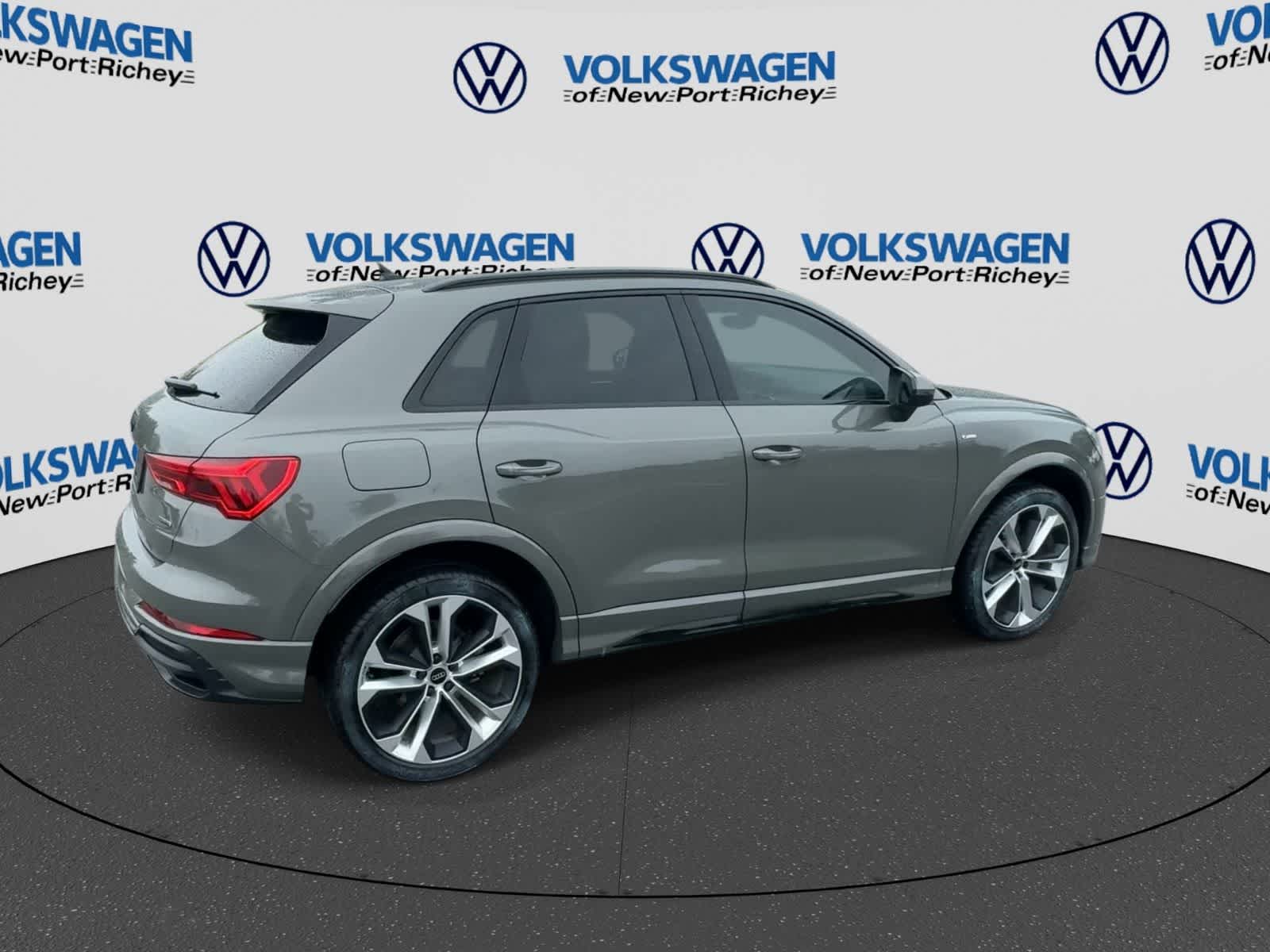 2022 Audi Q3 S line Premium Plus