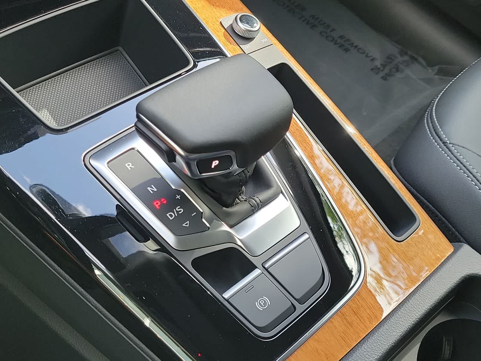 2023 Audi Q5 S line Premium