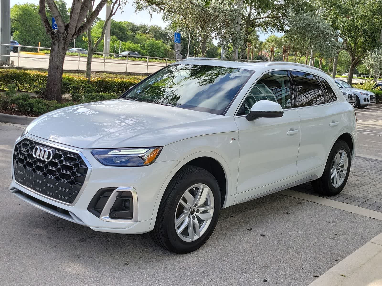 2023 Audi Q5 S line Premium