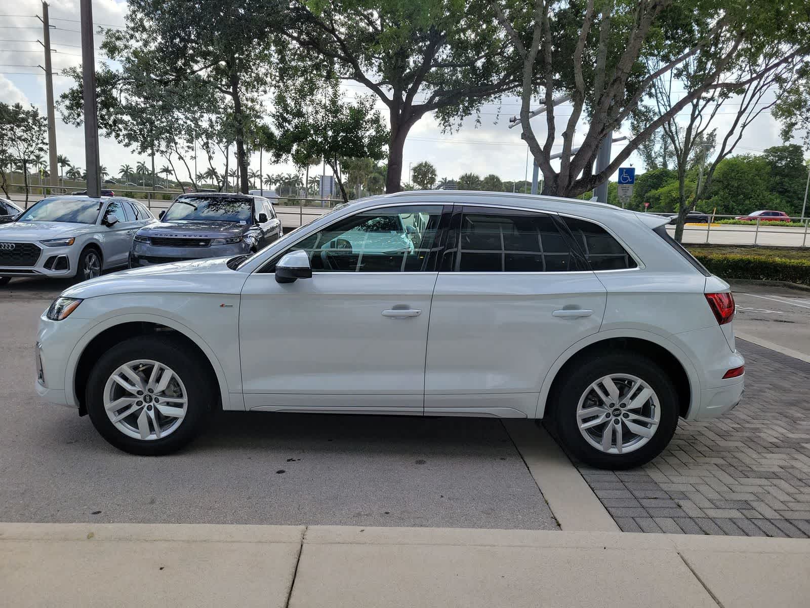 2023 Audi Q5 S line Premium