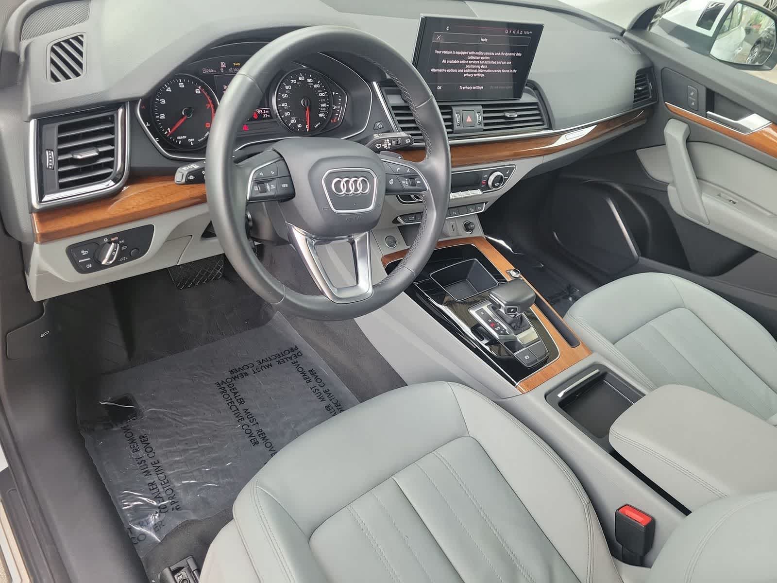 2022 Audi Q5 S line Premium