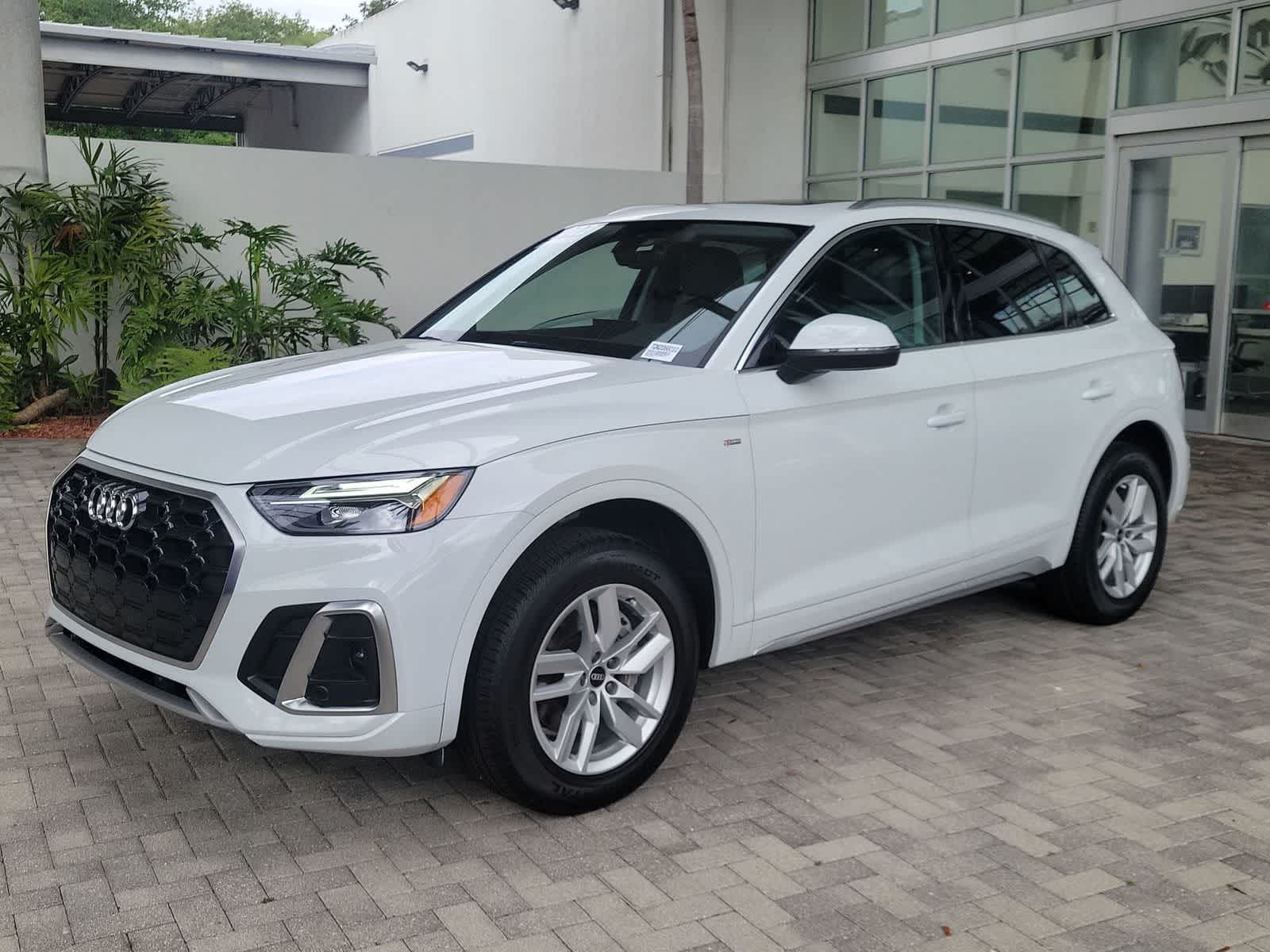 2022 Audi Q5 S line Premium