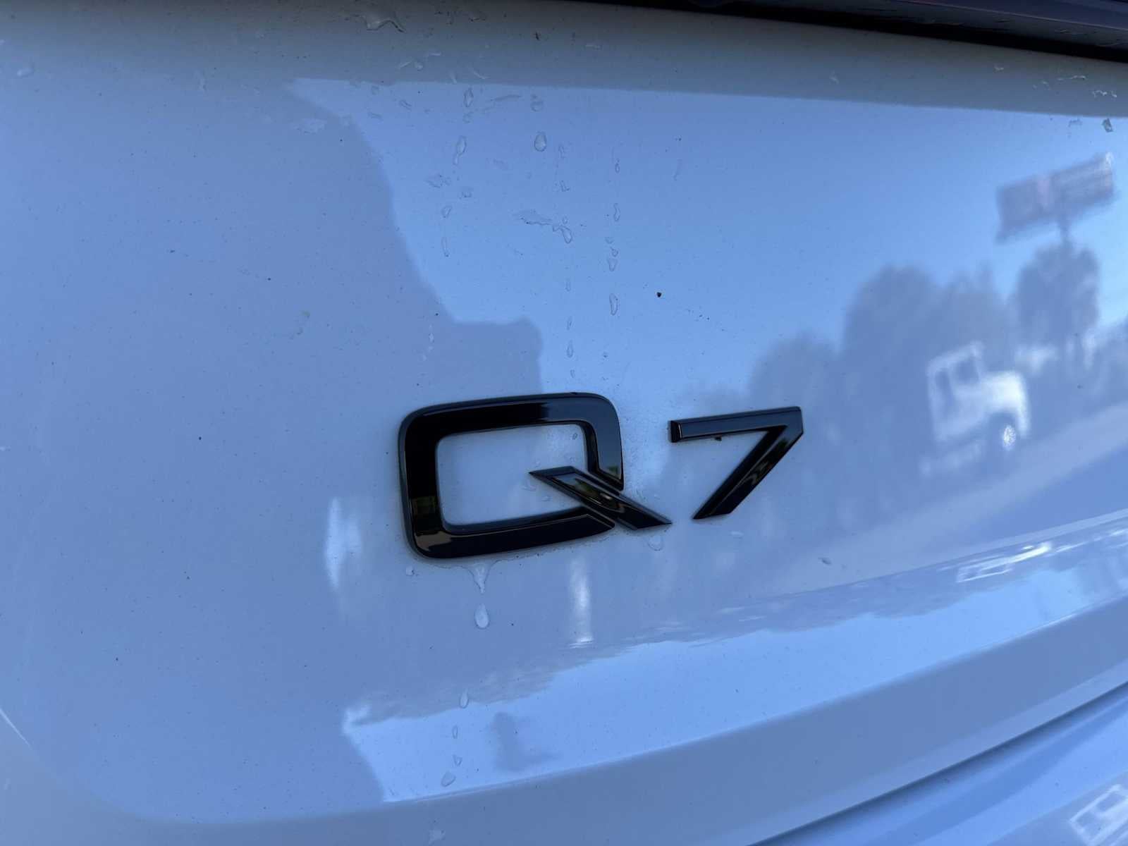 2023 Audi Q7 Premium Plus