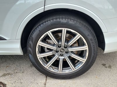 2023 Audi Q7 Premium Plus