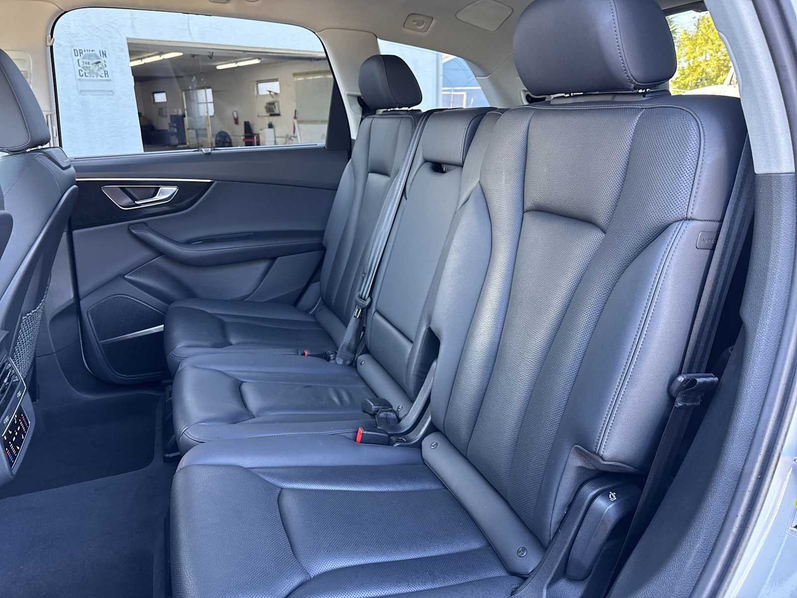 2023 Audi Q7 Premium Plus