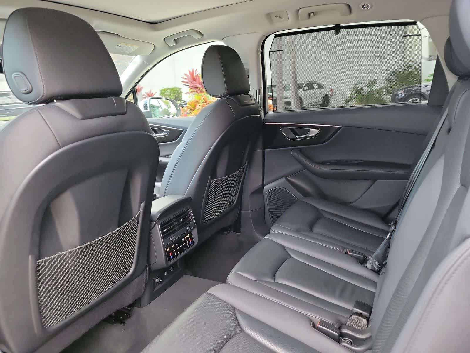 2023 Audi Q7 Premium Plus