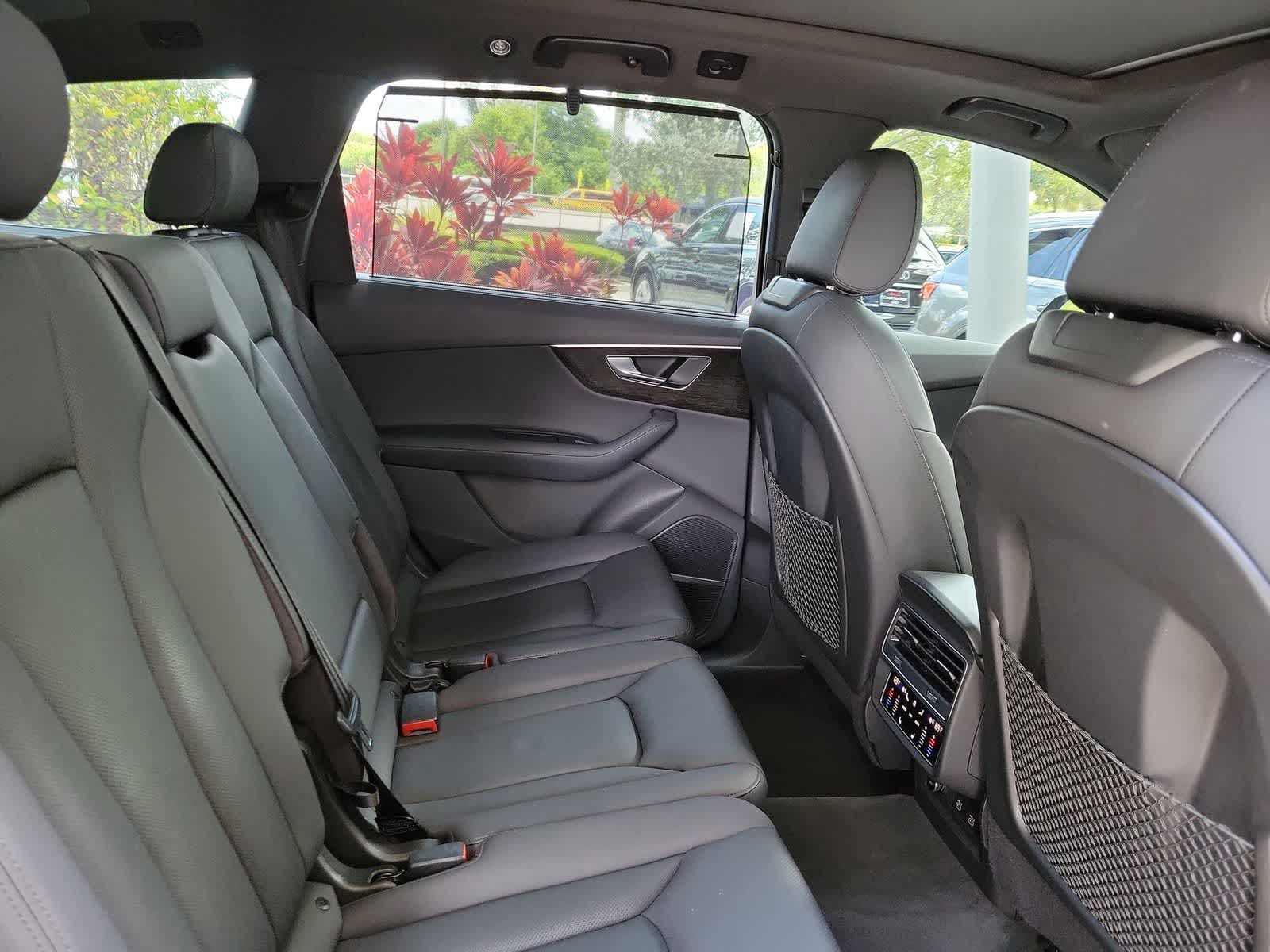 2021 Audi Q7 Prestige