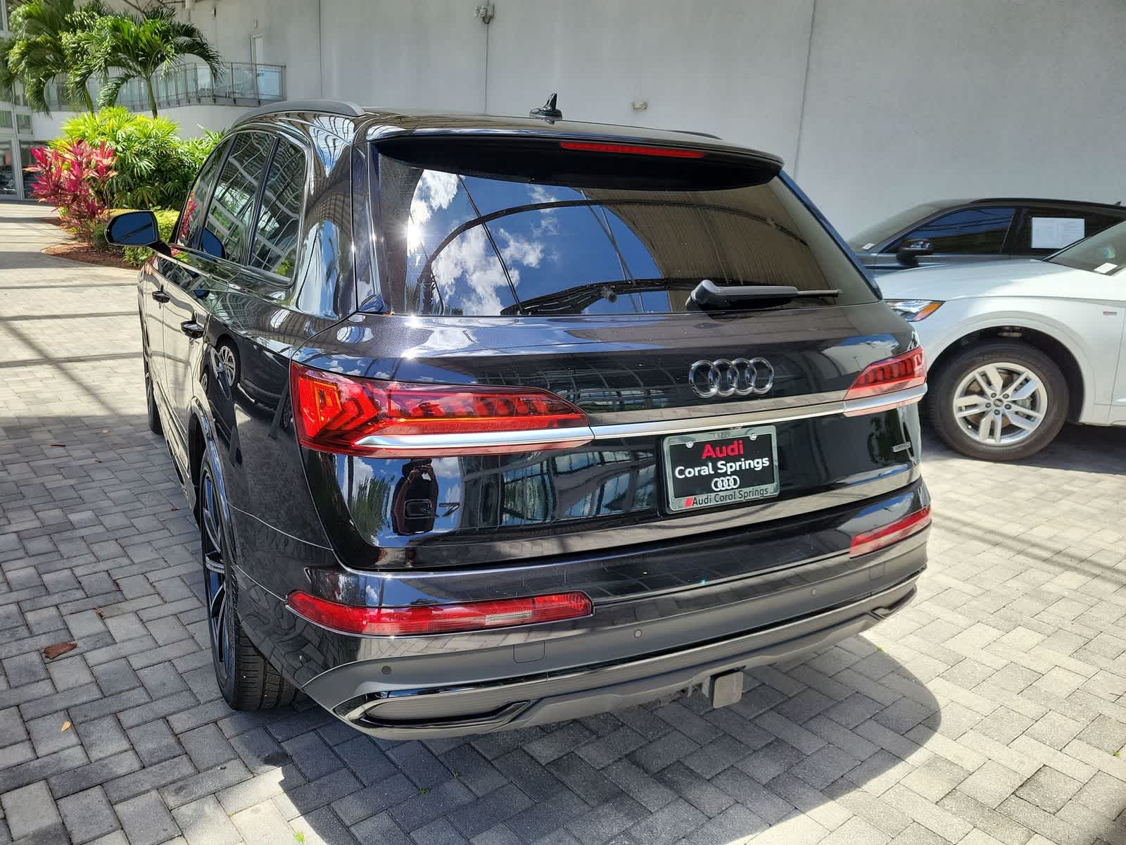 2021 Audi Q7 Prestige