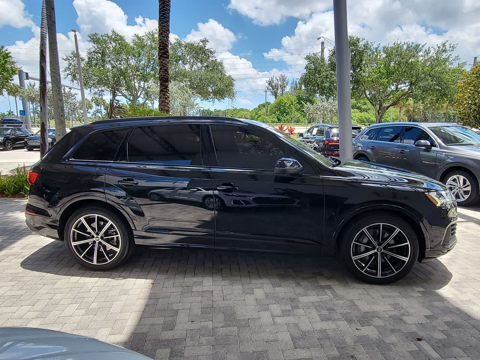 2021 Audi Q7 Prestige