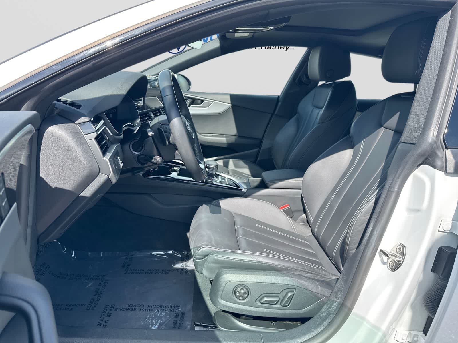 2025 Audi A5 Sportback S line Premium